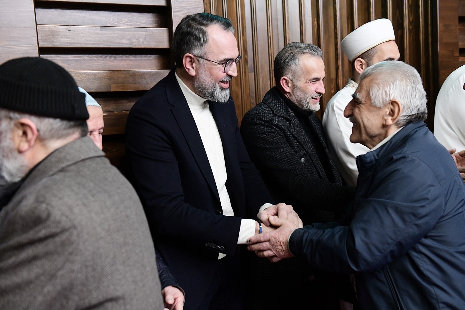 Başkan Erol bayramda her kapıda, her gönülde