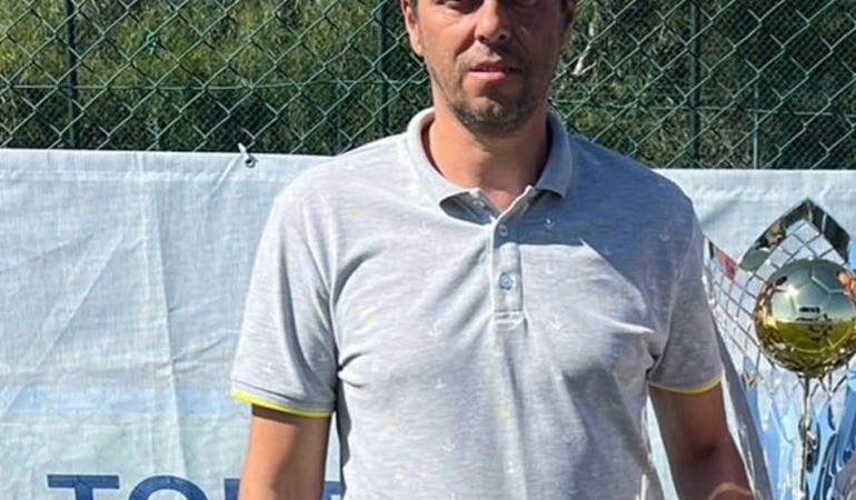 Halı sahada kalp krizi geçiren eski futbolcunun o anları ortaya çıktı