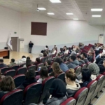 Ezine’de jandarmadan üniversite öğrencilerine bilgilendirme