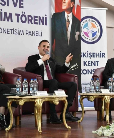 Başkan Akın: "Kent konseyleri, demokrasinin yereldeki en güçlü temsilidir"