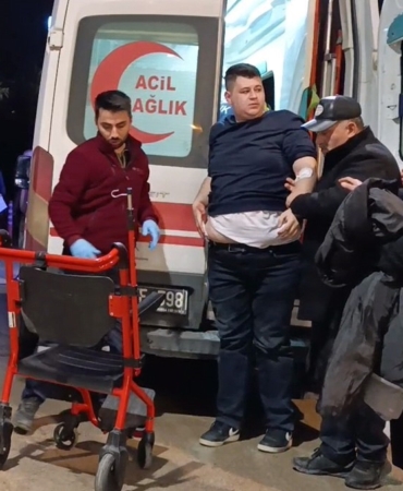 Bursa’da tartışma bir anda kavgaya dönüştü: 2 yaralı