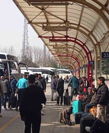 Bursa Şehirlerarası Otobüs Terminali’nde bayram yoğunluğu başladı