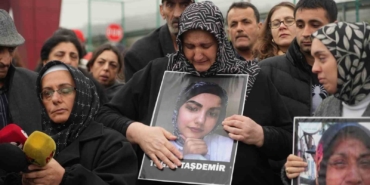 Dilovası’ndaki yangın davasında annenin sözleriyle salon buz kesti