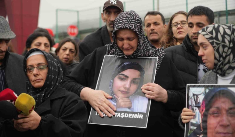 Dilovası’ndaki yangın davasında annenin sözleriyle salon buz kesti