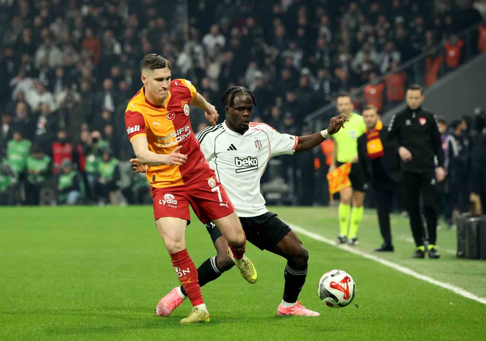 Trendyol Süper Lig: Beşiktaş: 0 - Galatasaray: 1 (Maç sonucu)