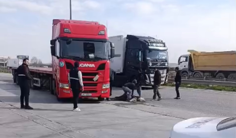 Kapıkule’de fenalaşan tır şoförü hayatını kaybetti