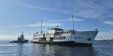 Tuzla’daki Mehmet Akif Ersoy vapuru yeniden İstanbul’a hizmet edecek