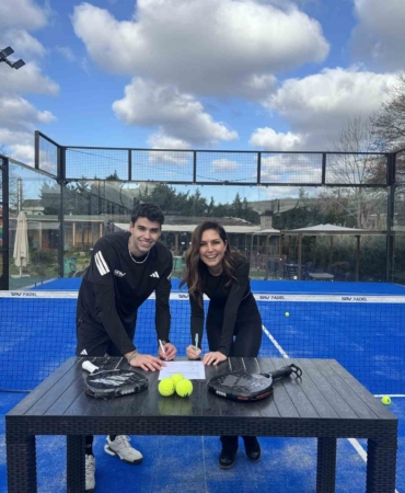 Türkiye’de padel branşındaki ilk sporcu sponsorluğu anlaşması