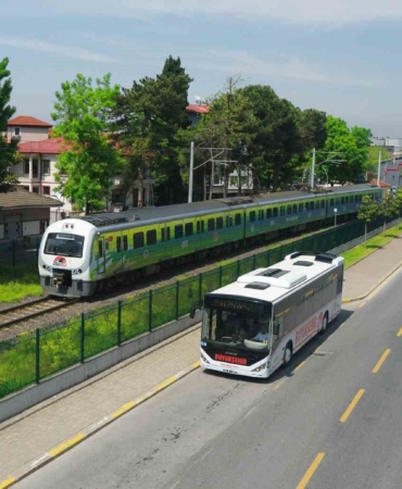 Belediye otobüsleri, metrobüs ve ADARAY bayramda ücretsiz olacak