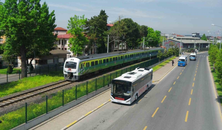 Belediye otobüsleri, metrobüs ve ADARAY bayramda ücretsiz olacak