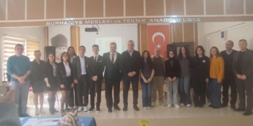 Burhaniye’de iklim değişikliği konulu münazara yarışmaları sonuçlandı
