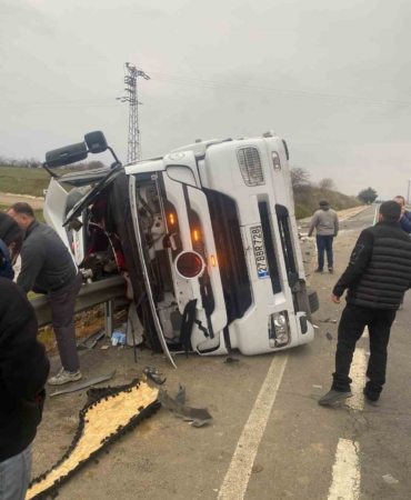 Tekirdağ’da feci kaza: Tır şoförü hayatını kaybetti