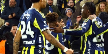 Oosterwolde, Fenerbahçe’de 100. maçına çıktı