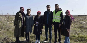 Özel öğrenciler için hatıra ormanı