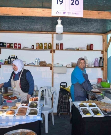 Kadın Emeği Çarşısı açıldı