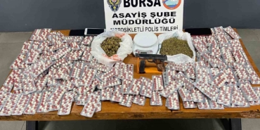 Bursa’da ‘dur’ ihtarına uymadı, evinden uyuşturucu ve silah çıktı