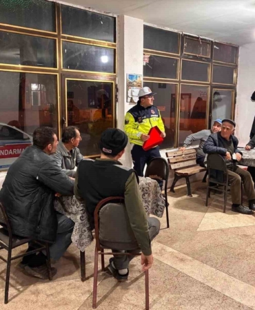 Edirne jandarmasından vatandaşlara trafik güvenliği eğitimi
