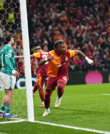 Mario Lemina bu sezonki ilk golünü Liverpool’a attı