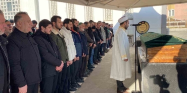 Futbolcu Mesut Özdemir’in babası Kocaeli’de son yolculuğuna uğurlandı