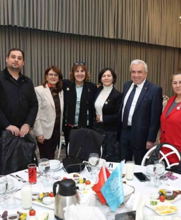 Nilüfer kardeşlik sofrasında buluştu