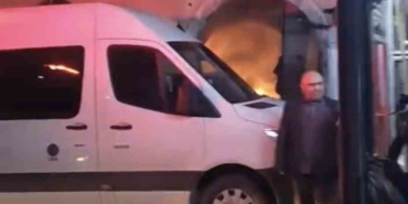 Bursa’da tarihi binada çıkan yangın söndürüldü