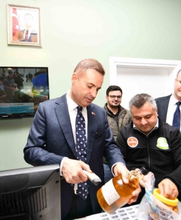 Büyükşehir emeğe değer kattı, Ondan Yerel Market hizmete açıldı