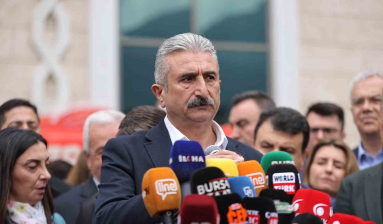 Bursa’da Bozbey’in gözaltına alınmasına CHP’den sert tepki "Halkın iradesi yok sayılamaz"