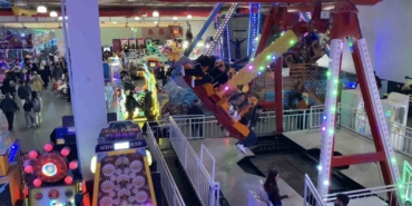 Bursa’da bayramın adresi AVM’ler oldu