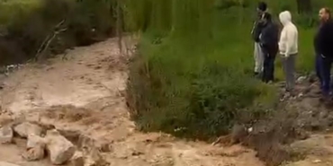 Kuraklığın ardından gelen sağanak İznik’i vurdu