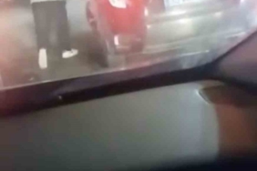 Bursa’da trafikte motosikletliye kadın sürücüden tekme ve tokatlı saldırı