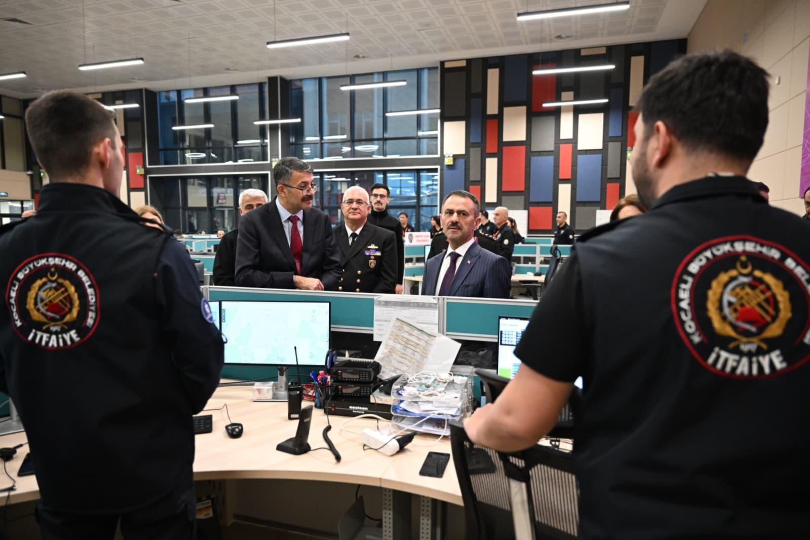 Bakan Yardımcısı Çelik’ten bayramda görev başındaki personele ziyaret