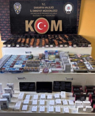 Gümrük kaçağı ürünleri piyasaya süreceklerdi polis yakaladı: 3 gözaltı