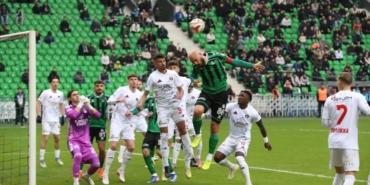Trendyol 1. Lig: Sakaryaspor: 2 - Vanspor FK: 1