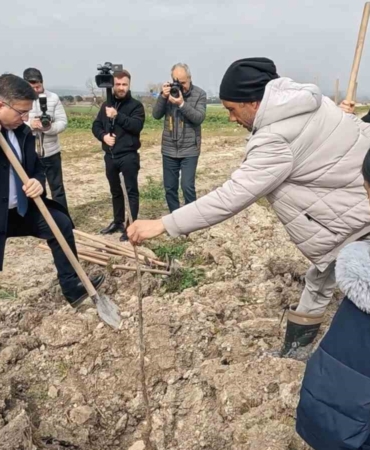 TUSAŞ şehidi Ekici anısına 1000 meyve fidanı toprakla buluşturuldu