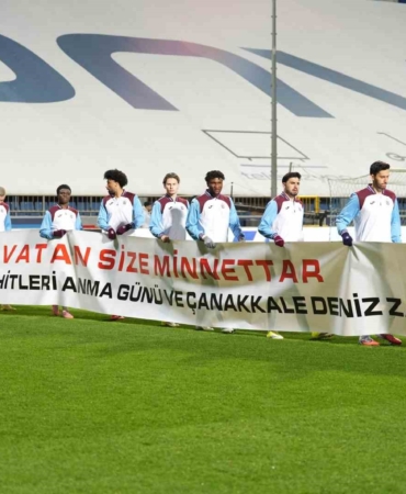 Trendyol Süper Lig: Eyüpspor: 0 - Trabzonspor: 0 (Maç devam ediyor)