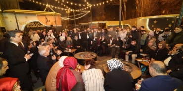 Bakanlar vatandaşlarla ateş başında sohbet etti