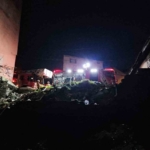 Beyoğlu’nda metruk binada korkutan yangın