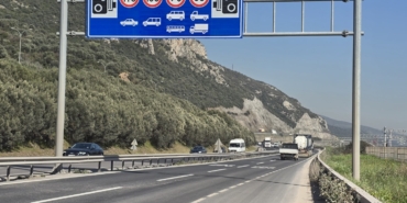 D-100 Karayolu’nda hız limitleri yükseldi, EDS tabelaları güncellendi