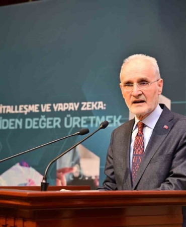 İTO Başkanı Avdagiç: ‘‘Eski tarz üretim yapan firmaları yapay zeka ile dönüştürmeliyiz’’