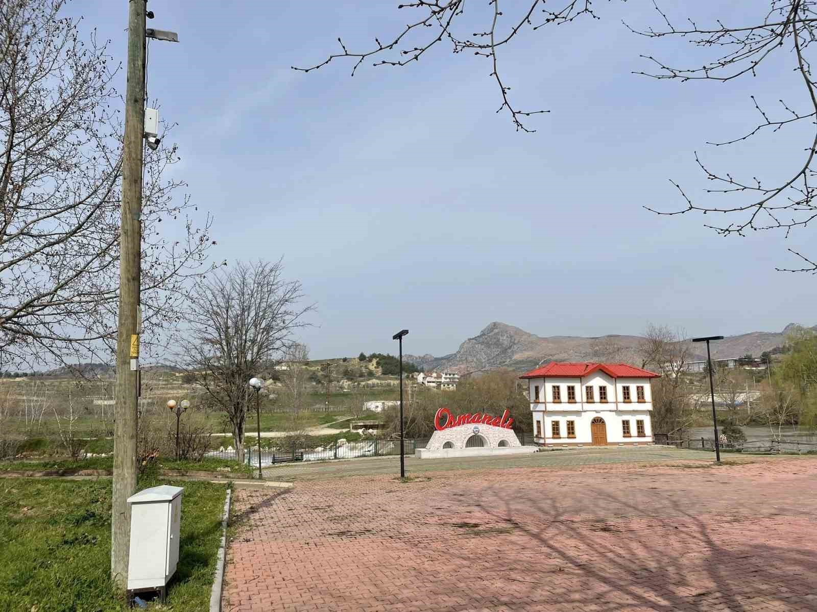 Osmaneli’nde parklar ve Sakarya Nehri kenarı 24 saat izlenecek