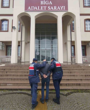 Bursa’dan uyuşturucu madde getirirken Çanakkale’de yakalandı