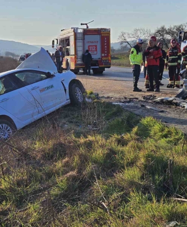 Balıkesir’de trafik kazası: 1 ölü, 2 yaralı
