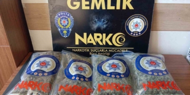 Gemlik’te uyuşturucu tacirlerine operasyon