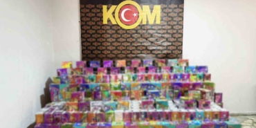 Çay paketleri arasında kaçak sigara sevkiyatı dronlu polis takibine takıldı