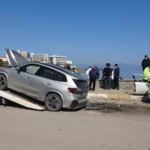 Ayvalık’ta iki araç çarpıştı 2’si ağır 6 kişi yaralandı