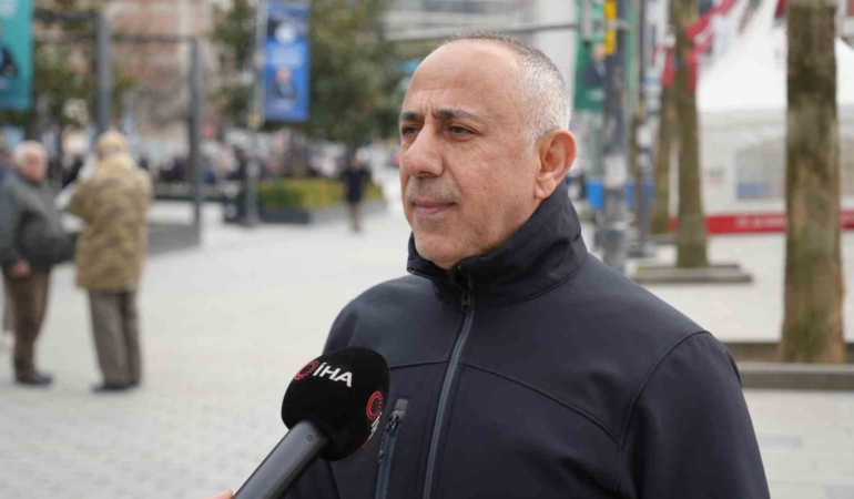 İstanbul’da evcil köpekler afetlerde kullanılmak üzere eğitilmeye başlandı