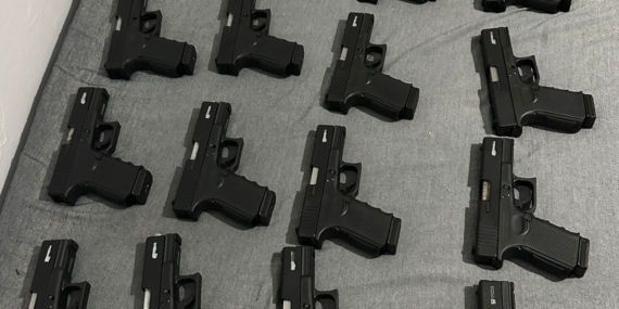 İstanbul’da 19 kaçak tabanca ele geçirildi