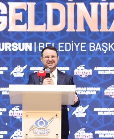 Bakan Gürlek’ten Sultangazi etkinlik çadırı ziyareti