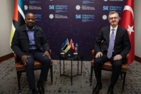 İletişim Başkanı Duran, Mozambik Devlet İdaresi ve Kamu Hizmetleri Bakanı ve Hükûmet Sözcüsü Impissa ile görüştü