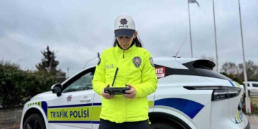 Edirne’de trafik denetimleri arttırıldı: Araç kullanırken telefona bakanın ehliyetine el konulacak